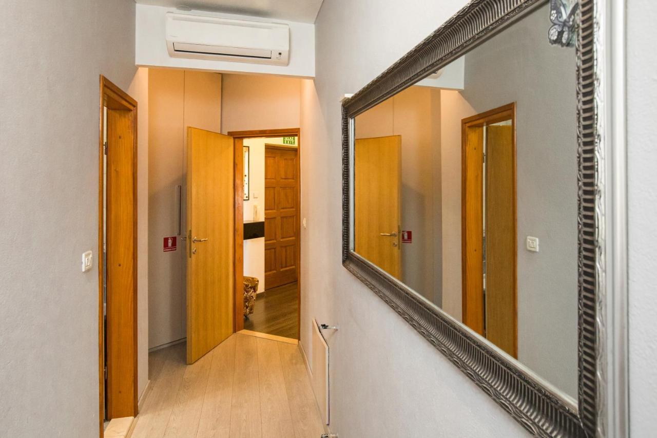 3 Bedrooms Apartman Dmt Kastela Exterior photo